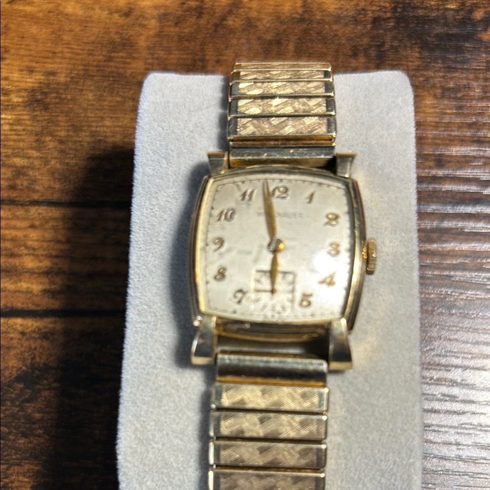 Vintage Swiss Made Wittnauer.